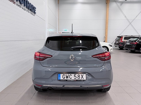 Renault Clio 7 of 16