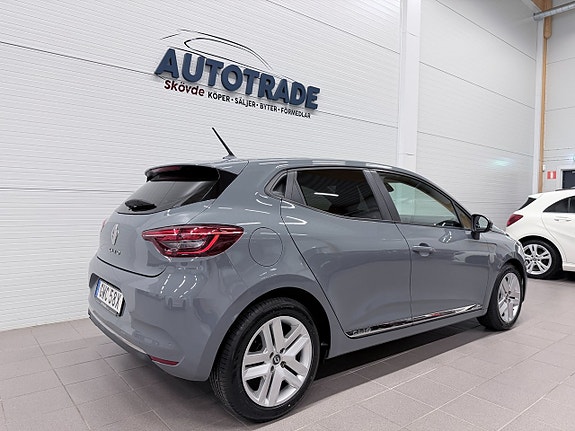 Renault Clio 6 of 16