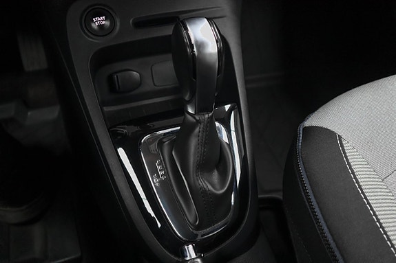 Renault Captur 9 of 12