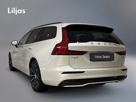 Volvo V60 4 of 12