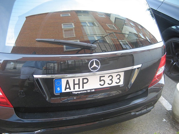 Mercedes-Benz C180 9 of 21