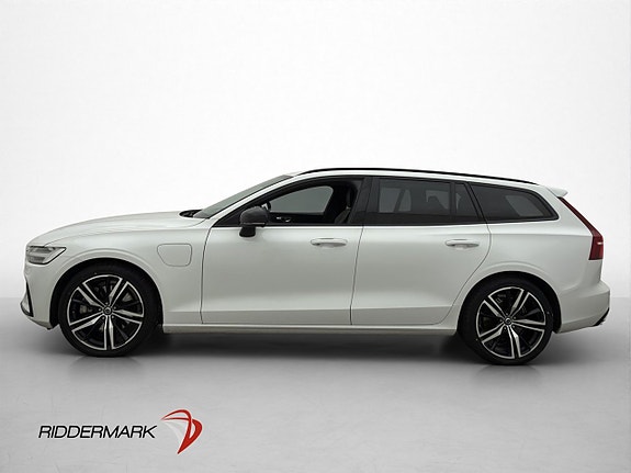 Volvo V60 2 of 29