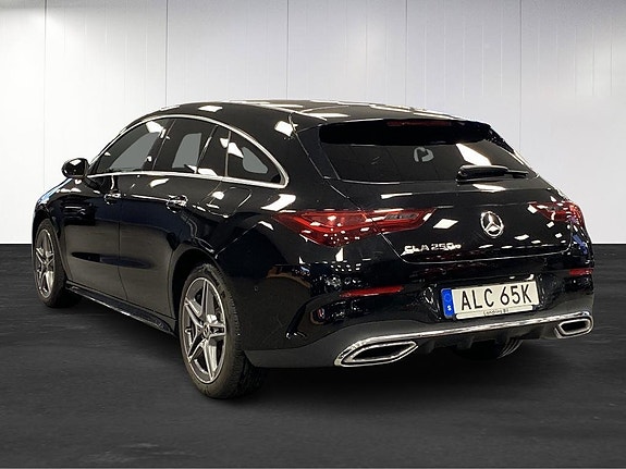 Mercedes-Benz CLA250 e 3 of 11