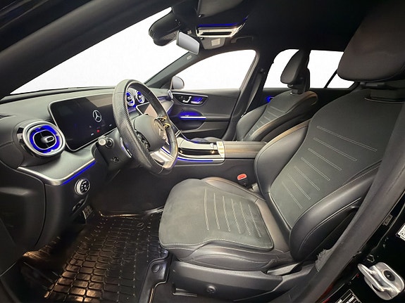 Mercedes-Benz C300 13 of 30