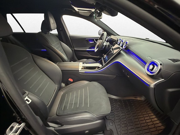 Mercedes-Benz C300 10 of 30