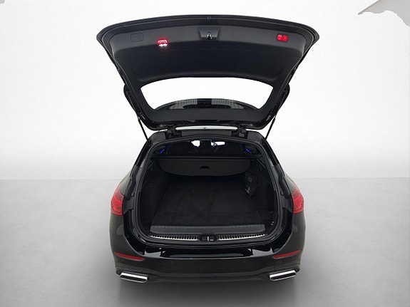 Mercedes-Benz C300 8 of 30