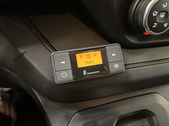 Renault Trafic 7 of 9