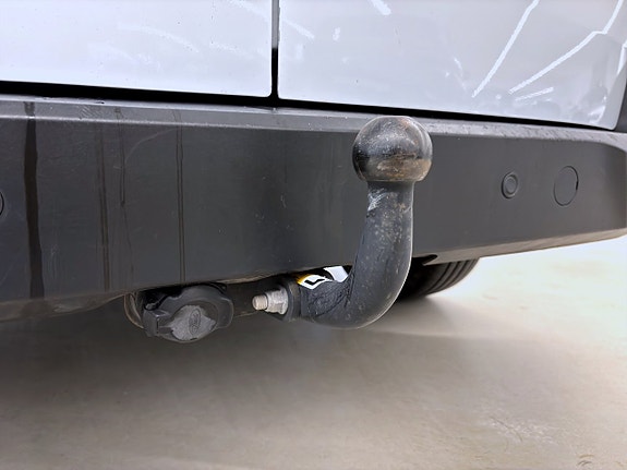 Ford Transit Connect 9 of 14