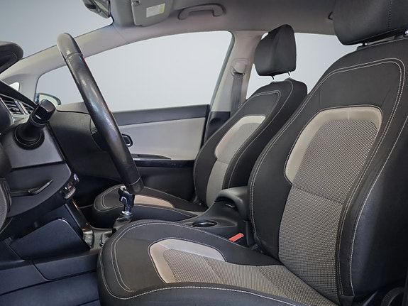 Kia Ceed 14 of 17