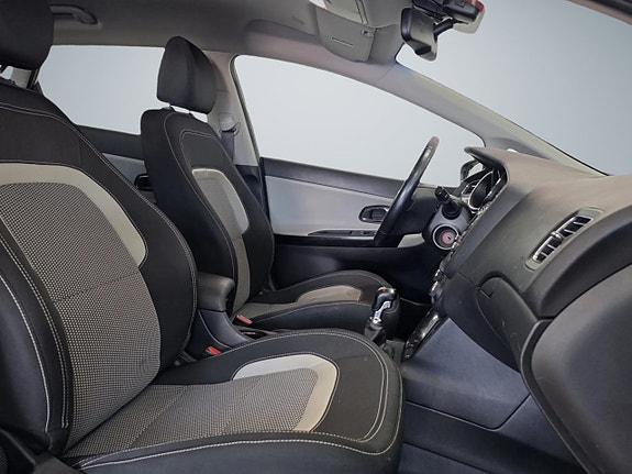 Kia Ceed 17 of 17