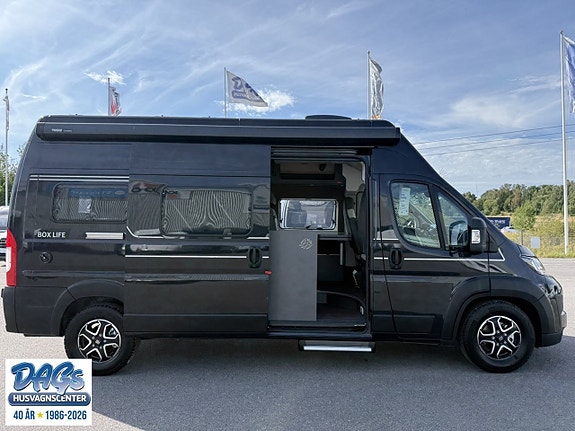 Knaus BoxLife 600 DQ Platinum Selection 10 of 21