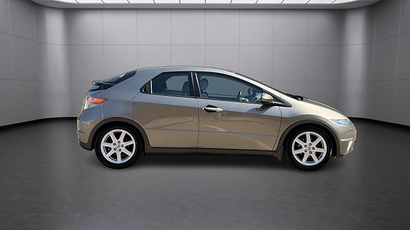 Honda Civic 2 of 20