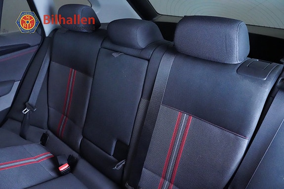 BMW X1 18 of 27