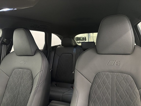 Audi A6 12 of 16
