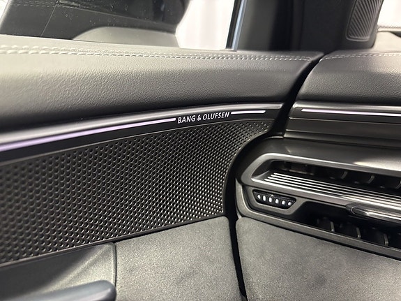 Audi A6 13 of 16