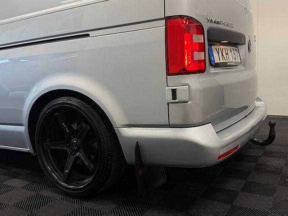 Volkswagen Transporter 12 of 30