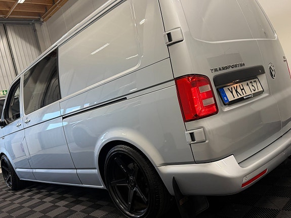 Volkswagen Transporter 16 of 30