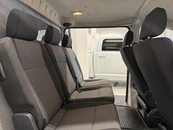 Volkswagen Transporter 22 of 30