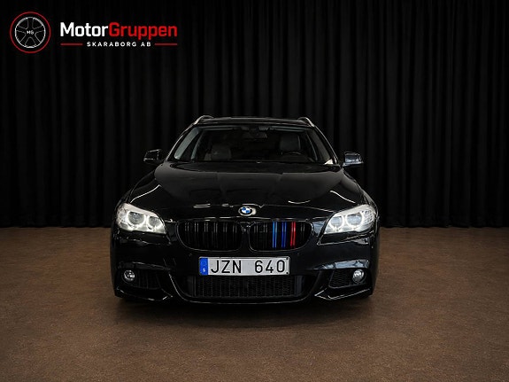 BMW 520d 2 of 14
