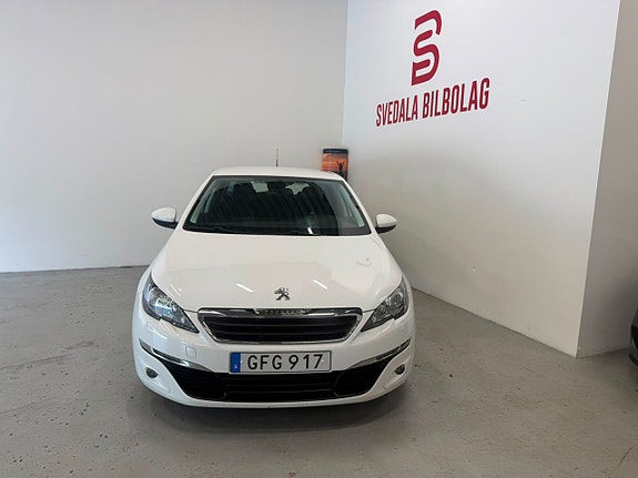 Peugeot 308 SW 2 of 14