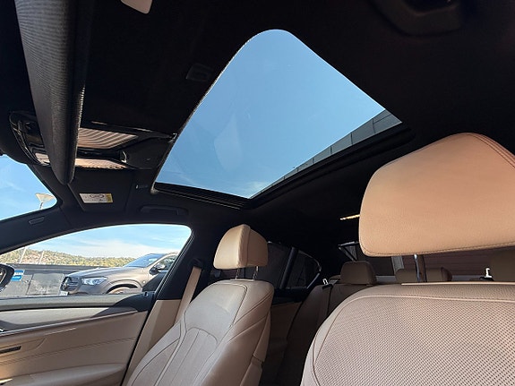BMW 530d 25 of 27