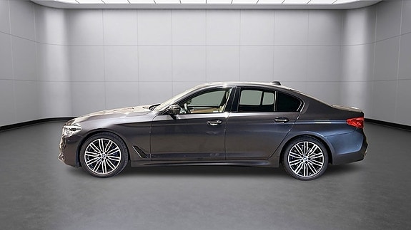 BMW 530d 2 of 27