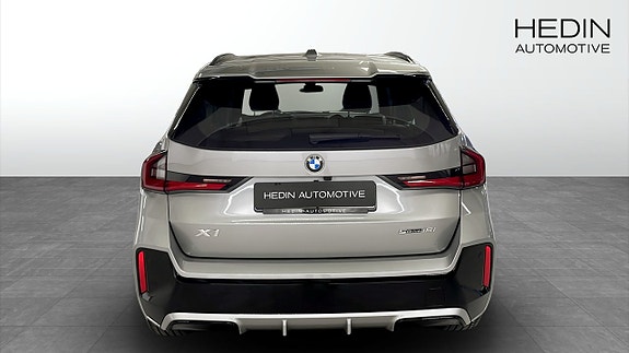 BMW X1 7 of 9