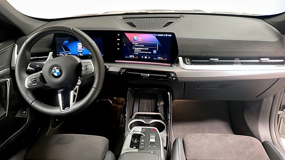BMW X1 4 of 9