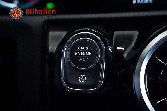 Mercedes-Benz A180 13 of 27