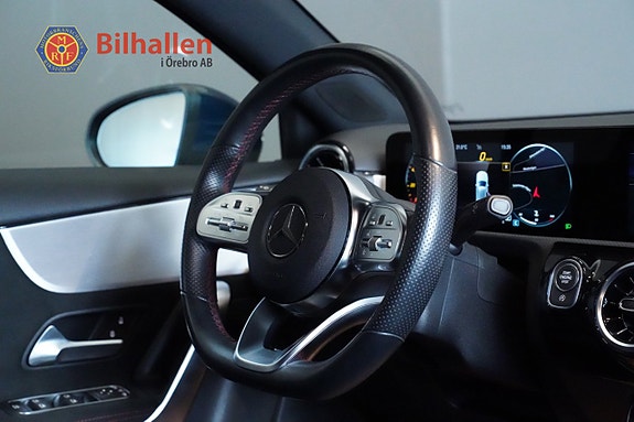 Mercedes-Benz A180 7 of 27