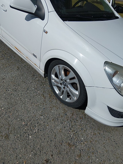 Opel Astra 8 of 8