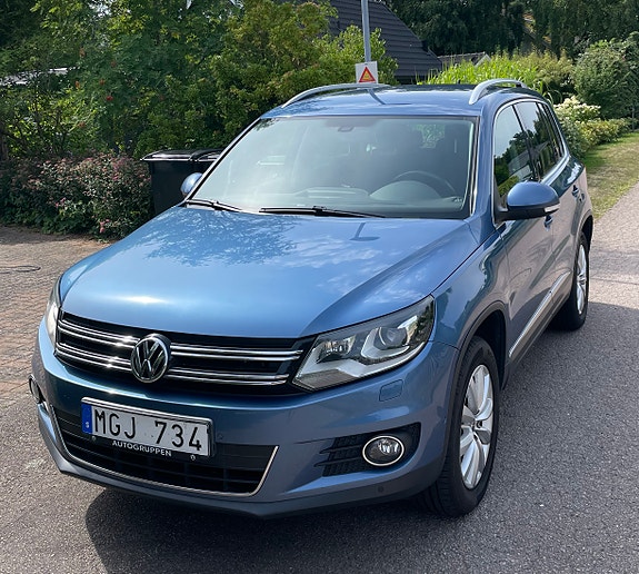 Volkswagen Tiguan 3 of 9