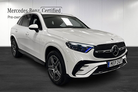 Mercedes-Benz GLC300 de 2 of 14