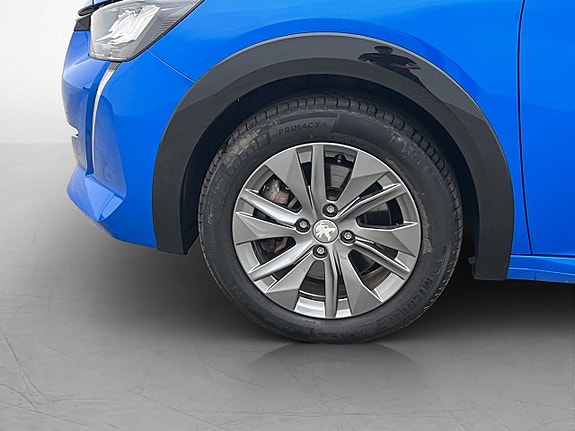 Peugeot e-208 24 of 27