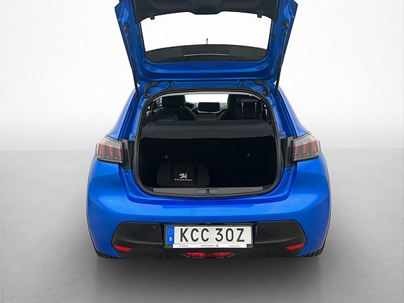 Peugeot e-208 9 of 27