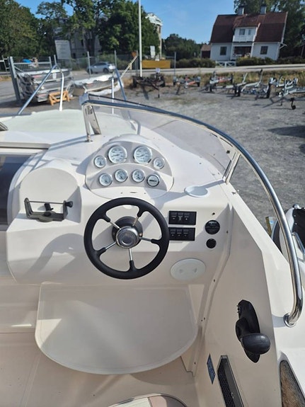 Örnvik 610 Crusier / Mercrusier 3.0 TKS 2 of 12