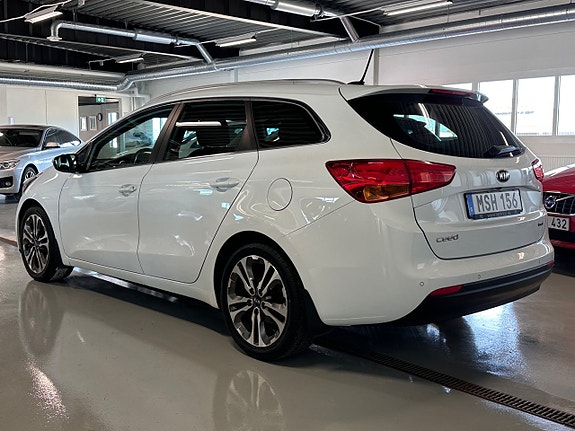 Kia Ceed 4 of 11