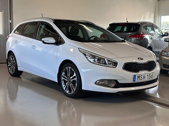 Kia Ceed 2 of 11