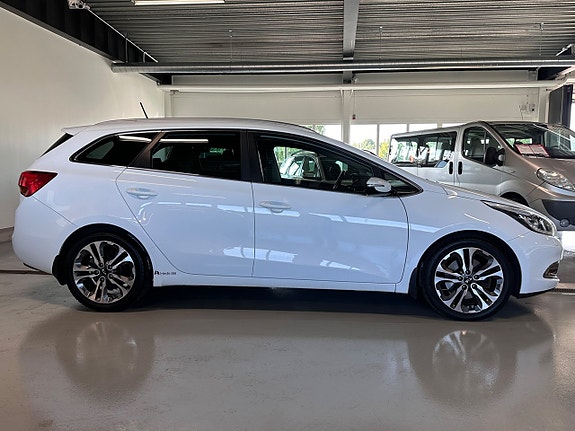Kia Ceed 3 of 11