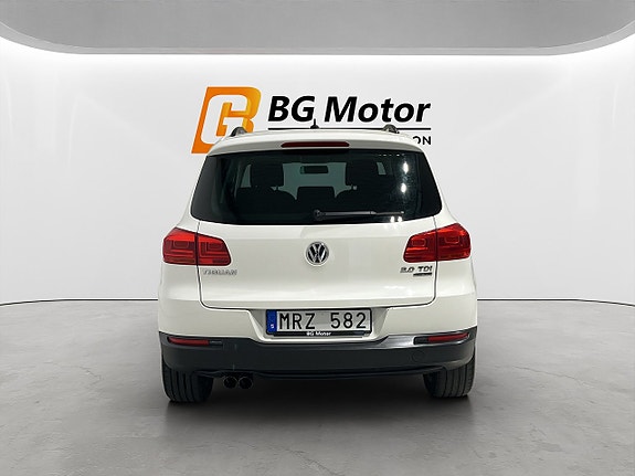 Volkswagen Tiguan 5 of 17