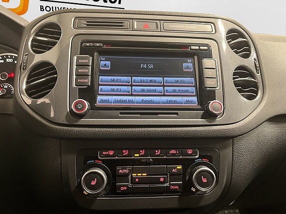Volkswagen Tiguan 16 of 17