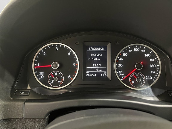 Volkswagen Tiguan 15 of 17