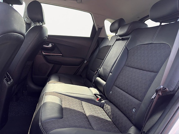 Kia Niro 16 of 24