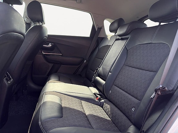 Kia Niro 16 of 24