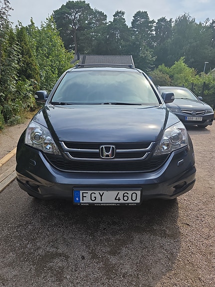 Honda CR-V 3 of 8