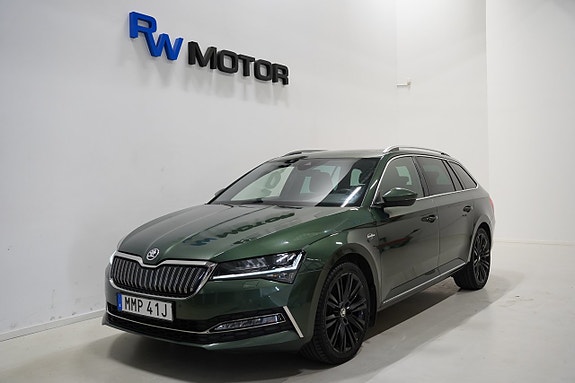 Skoda Superb 2 of 29