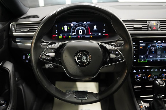 Skoda Superb 15 of 29