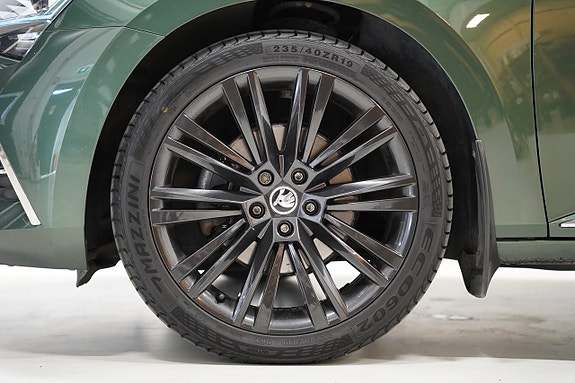 Skoda Superb 5 of 29