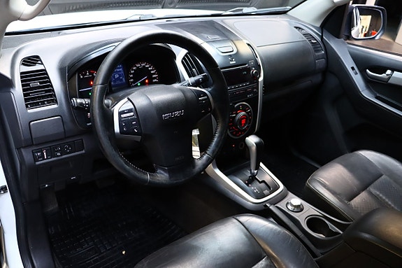 Isuzu D-max 10 of 25