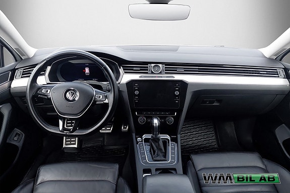 Volkswagen Passat Alltrack 4 of 4